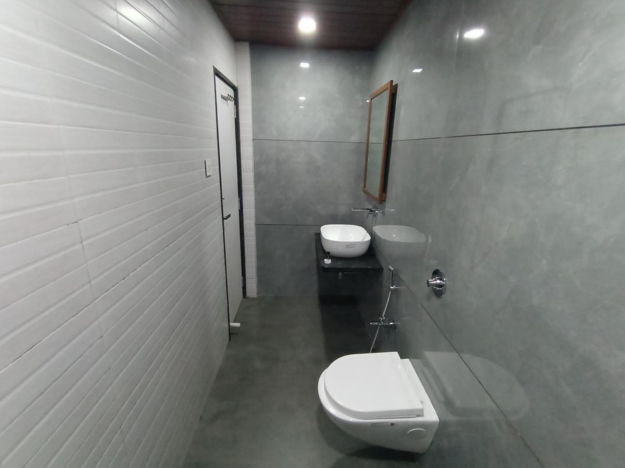 Hotel Triton - Near Us Embassy - Hotel In Sion Mumbai Exterior foto